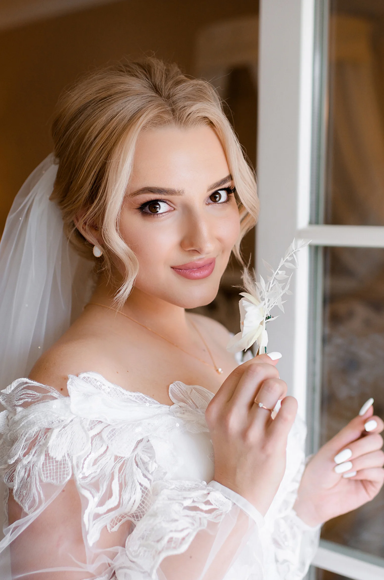 Solo Bride Makeup